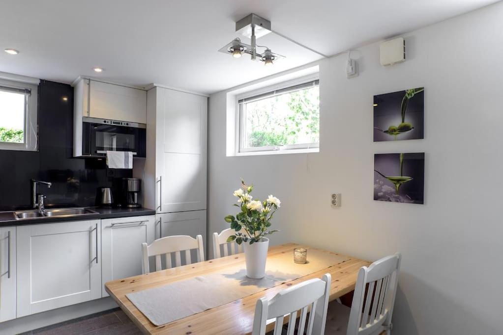 Apartamento Downtown In Ten - Free Parking Gotemburgo Exterior foto